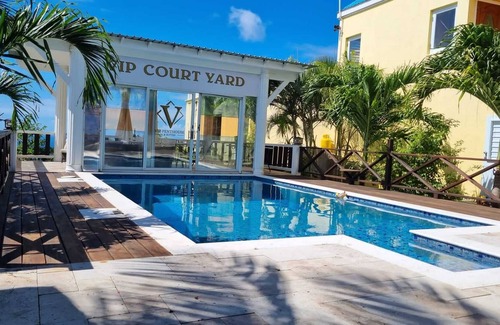Little Bay House | Cozy Fully Equipped Apartment for Ultimate Comfort