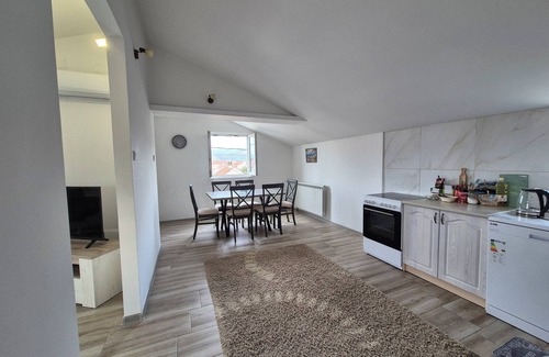 Podgorica Apartment | Cozy, Fully Equipped, Free parking & Wifi, Quiet, 2BD