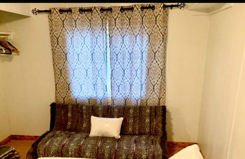 Colorado City House | Cozy Fully Fenced private Vacation Home is Pet Friendly!