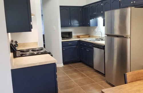 Southaven House | Cozy Fully Furnish 2 Bedroom 2 Bath House