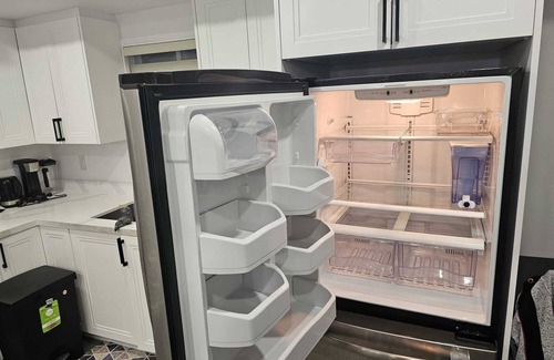 Cookstown House | Cozy Fully Furnished Home Exclude Basement