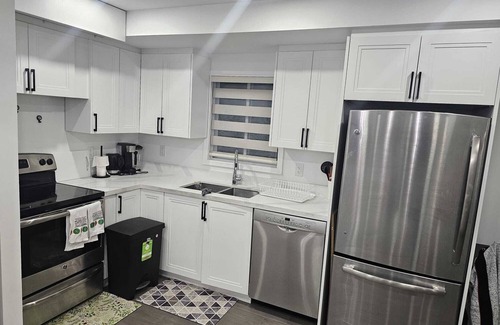 Cookstown House | Cozy Fully Furnished Home Exclude Basement