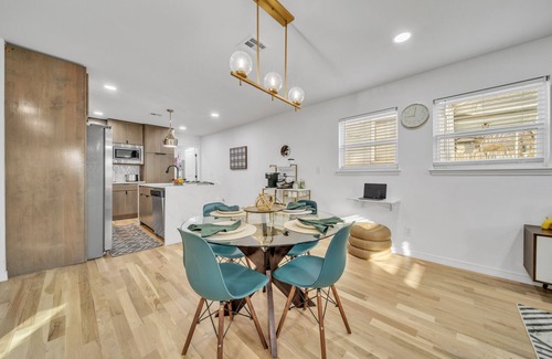Tulsa House | Cozy fully Remodeled home! 5 min to Downtown Tulsa