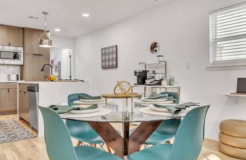 Tulsa House | Cozy fully Remodeled home! 5 min to Downtown Tulsa