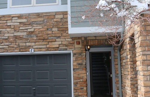Columbine Valley House | Cozy furnished townhouse with high-speed internet