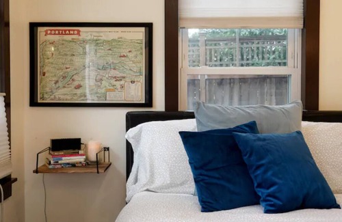 Richmond House | Cozy Garden Cottage in Popular Richmond Neighborhood