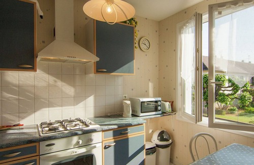 Malemort-sur-Correze House | Cozy Garden Retreat Malemort