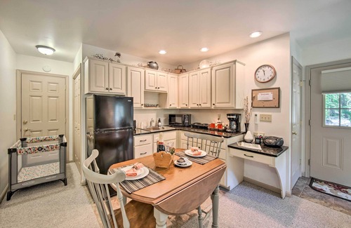 New Holland Apartment | Cozy 'Garden Room' in Welsh Mountain Suites!