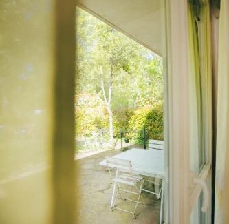 Chevilly-Larue Bed & Breakfast | Cozy Garden Rooms