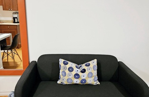 Strathcona Apartment | Cozy Garden Suite w/Private Entrance