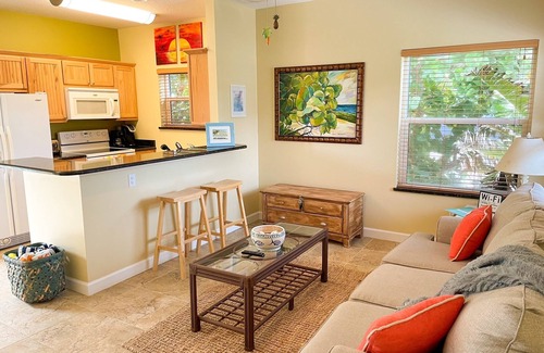 Indian River Oaks Villa | Cozy Garden Villa Steps from the Beach