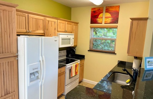 Indian River Oaks Villa | Cozy Garden Villa Steps from the Beach