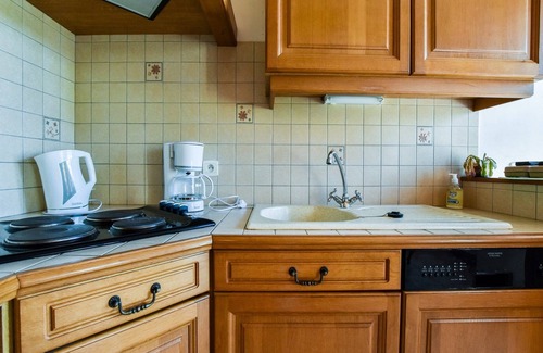 Bonnemain House | Cozy Garden Villa in Bonnemain