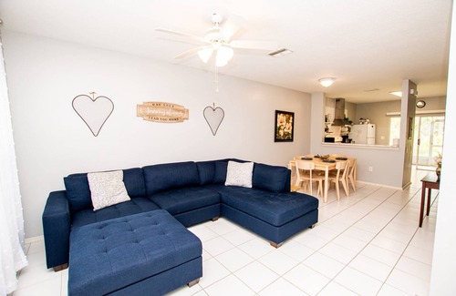 Meadow Pointe Condo | Cozy Gated Townhome w/Patio, Full Kitchen & Pet-Friendly Stay – Near Shopping & Attractions!