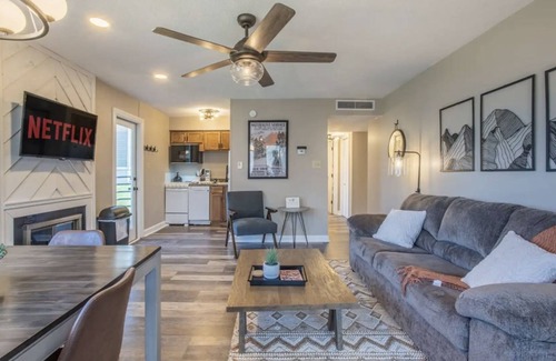 Chalet Village Condo | Cozy Gatlinburg condo- close to downtown, Ober Mountain, and the National Park