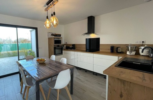 Nieul-le-Dolent Cottage | Cozy getaway between sea and nature, Nieul-le-Dolent