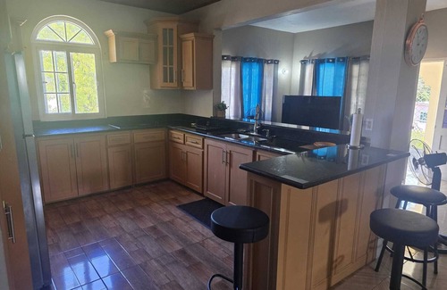 Savanna la Mar House | Cozy getaway home close to Negril seven mile beach
