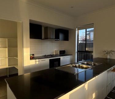 Clyde House | Cozy Getaway Near Amenities