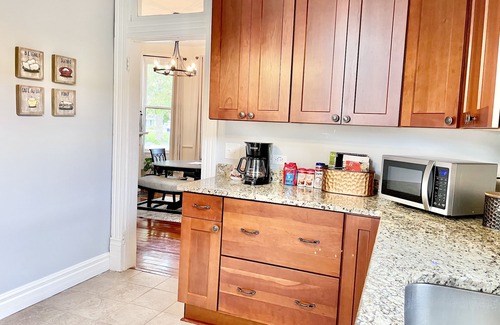 Thibodaux House | Cozy Getaway | Splendid Historic Thibodaux Gem