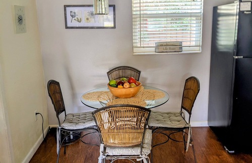 Floral City House | Cozy Getaway w/fenced yard
