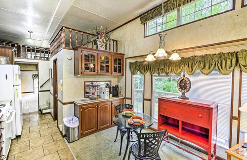 Burley Cottage | Cozy Gig Harbor Cottage ~ 2 Mi to Case Inlet!