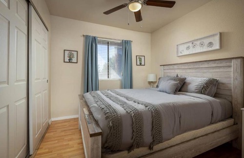Gilbert House | Cozy Gilbert Condo Walking Distance to Downtown !