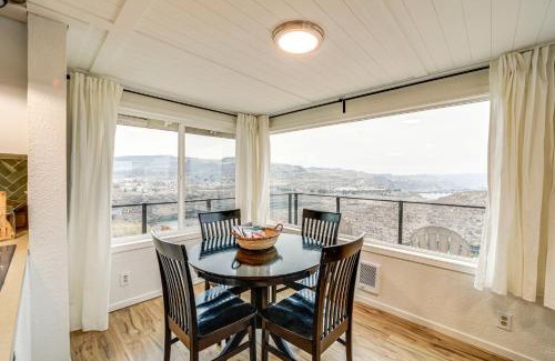 Grand Coulee House | Cozy Grand Coulee Home with Deck and Views!
