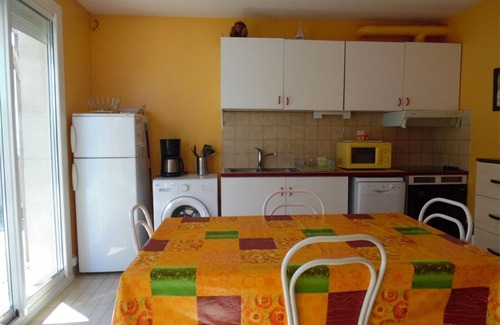 Le Grand Large Apartment | Cozy Ground Floor 2-Room Apartment with Terrace, 400m from Beach, Canet-en-Roussillon
