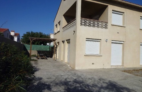 Le Grand Large Apartment | Cozy Ground Floor 2-Room Apartment with Terrace, 400m from Beach, Canet-en-Roussillon