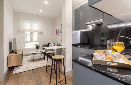 Chamberi Apartment | Cozy Ground-Floor Apartment for 2 in Chamberí Perfect Spot Quevedo IV