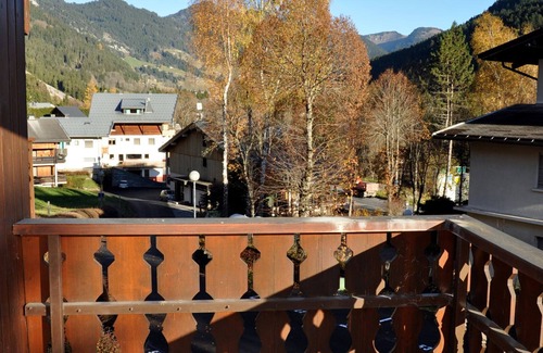 Abondance Apartment | Cozy Ground Floor Studio for 4 with Balcony in Peaceful Area - Near Ski Slopes!