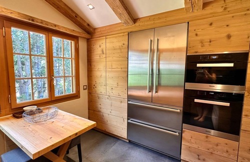 Gstaad Ski Chalet | Cozy Gstaad Chalet With Modern Touch