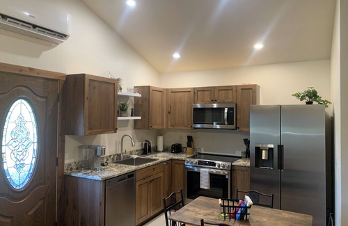 Kalispell House | Cozy guest cabin