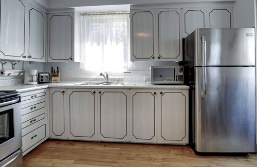 Hochelaga Apartment | Cozy guest home in the heart of Montreal