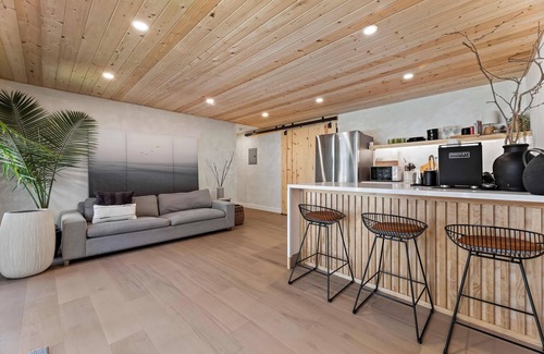 Lake Forest Cabin | Cozy Guest House Surrounded with nature and Eucalyptus Trees.