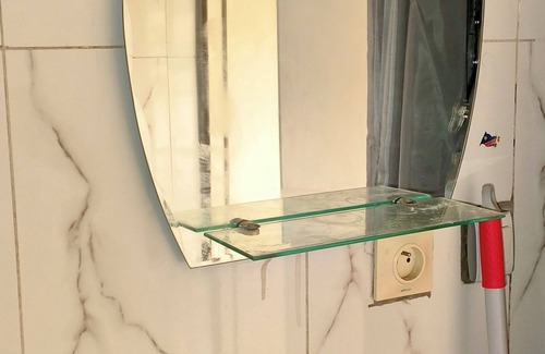 Limete House | Cozy Guest Room in Kinshasa with Balcony and Partial Air-Conditioning