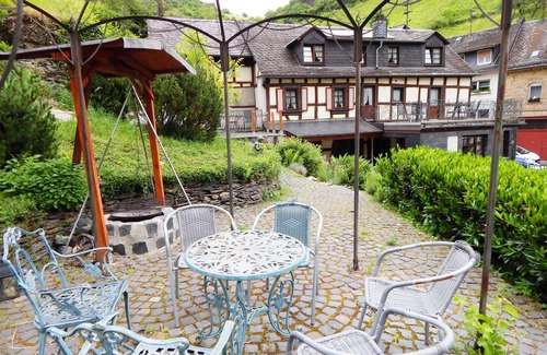 Mainz-Bingen House | Cozy half-timbered house for large groups/families up to 17 persons