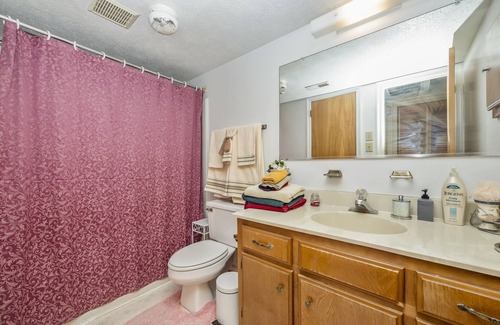 Hampton House | COZY HAMPTON TOWNHOUSE
