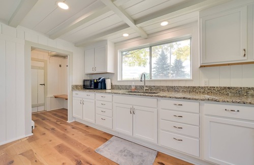 Harbor Springs House | Cozy Harbor Springs Vacation Rental, 13 Mi to Town