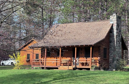 Harbor Springs Cabin | Cozy Harbor Springs cabin meticulously maintained on 4 acres.