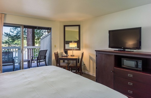 Rosario Hotel | Cozy Harborside Stay | Secluded Orcas Island Getaway- Harborside 2343