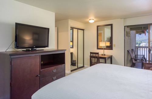 Rosario Hotel | Cozy Harborside Stay | Secluded Orcas Island Getaway- Harborside 2353