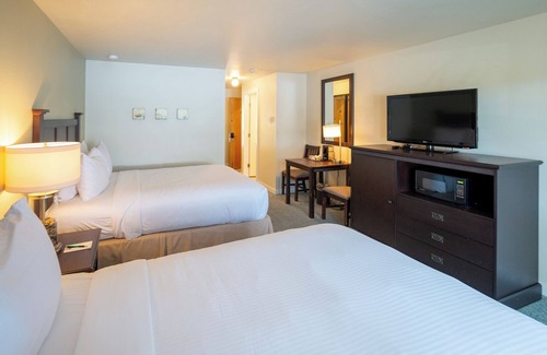 Rosario Hotel | Cozy Harborside Stay | Secluded Orcas Island Getaway- Harborside 2452