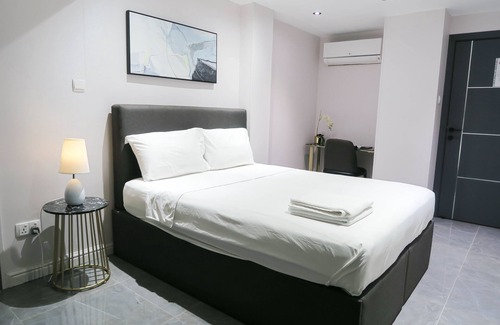 Downtown Singapore Apartment | Cozy & harmonious decor Studio Apt