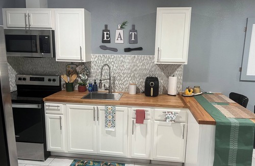 Cypress Gardens Apartment | Cozy Haven Apartment