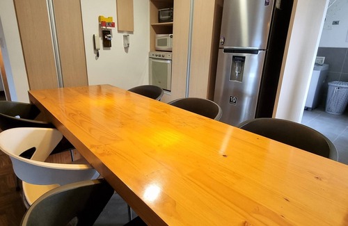 Lalinde Apartment | Cozy Haven in El Poblado, 100mb WiFi & 2 min to provenza.