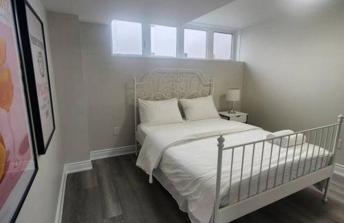 Thorold Apartment | Cozy Hideaway