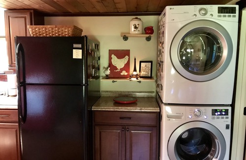 Mount Holly Cabin | Cozy Hideaway near Ludlow/Okemo. HOT TUB!