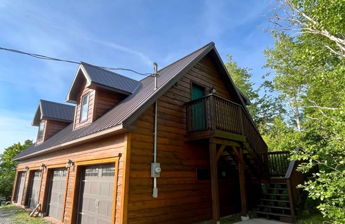 Cape Breton Regional Municipality Apartment | Cozy hideaway on the beautiful Bras d'Or Lakes. Sunset views and your own beach!