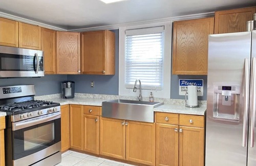 Rochester Apartment | ℂ𝕆ℤ𝕐 ℍ𝕀𝔻𝔼𝔸𝕎𝔸𝕐